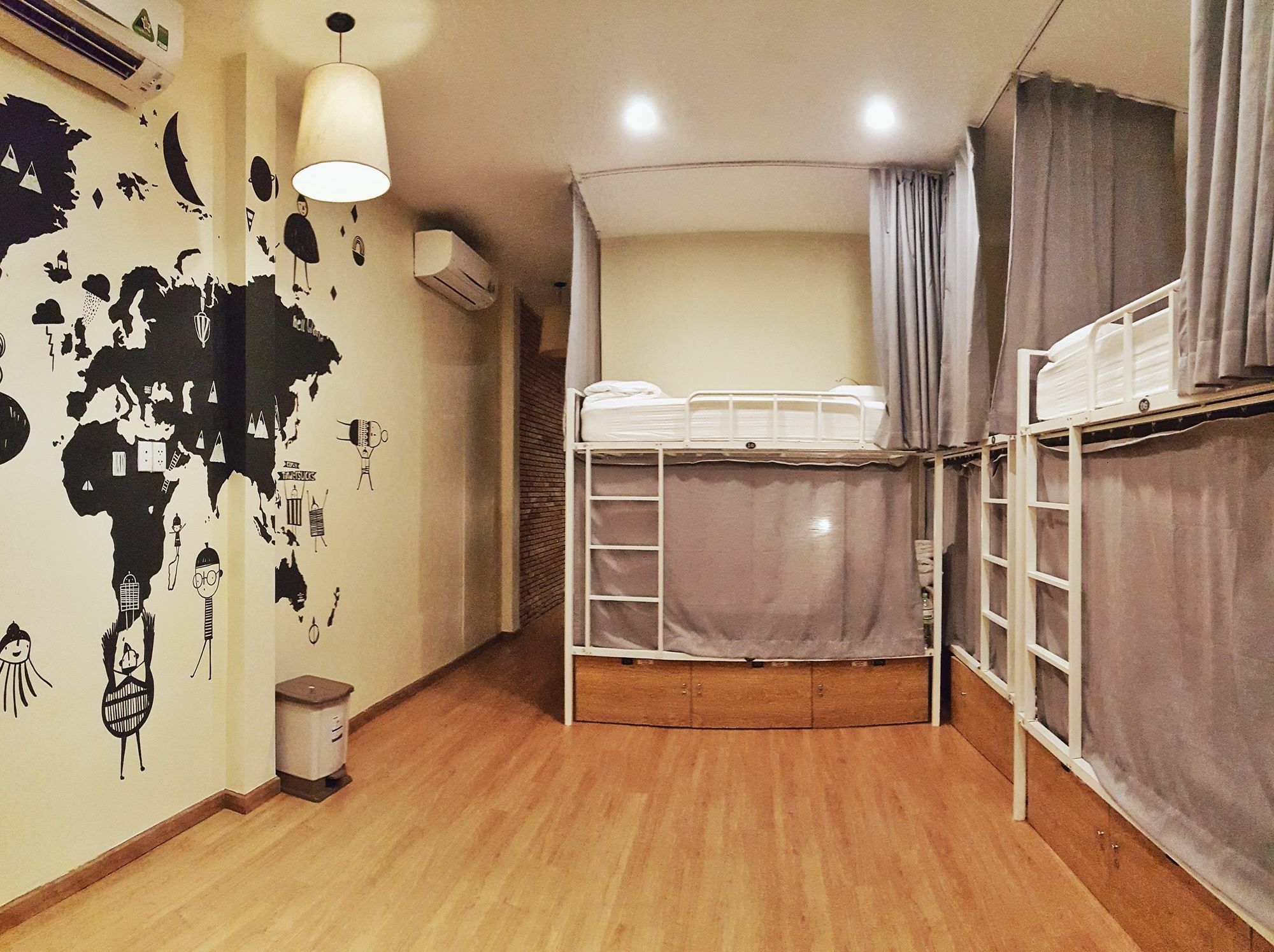Vy Da Backpackers Hostel Thành Pho Ho Chí Minh Esterno foto
